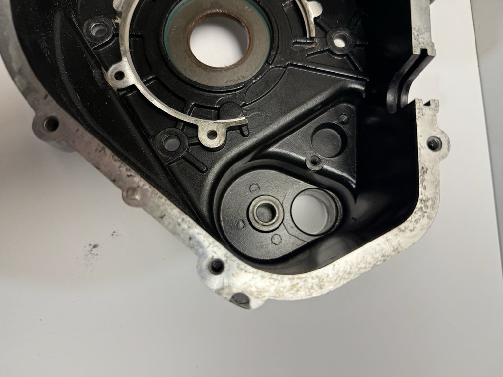 1999-2004 Polaris Virage Genesis OEM Stator Flywheel Case Housing 1201938