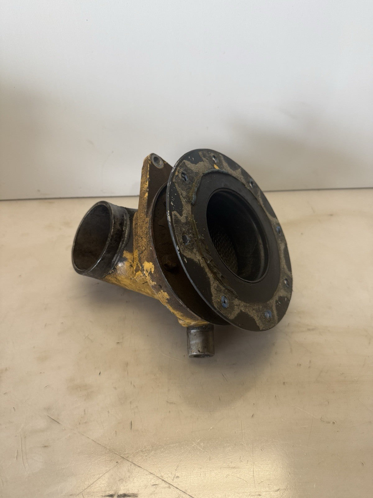 CAT 3208  Turbo Connection Intake Pipe