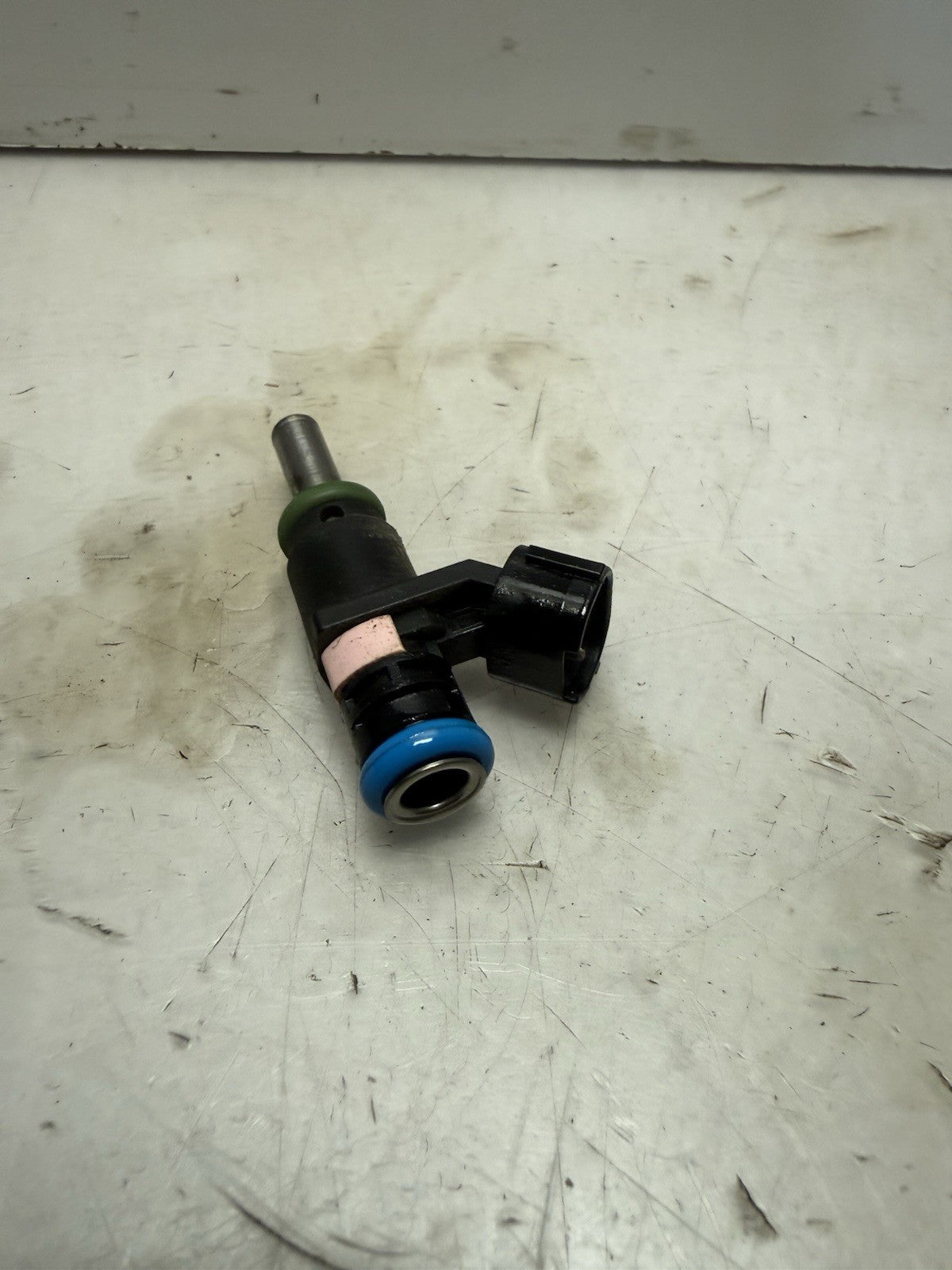2014-2018 Sea-Doo SPARK Trixx 900 OEM Gas Fuel Injector 420874838 420874847