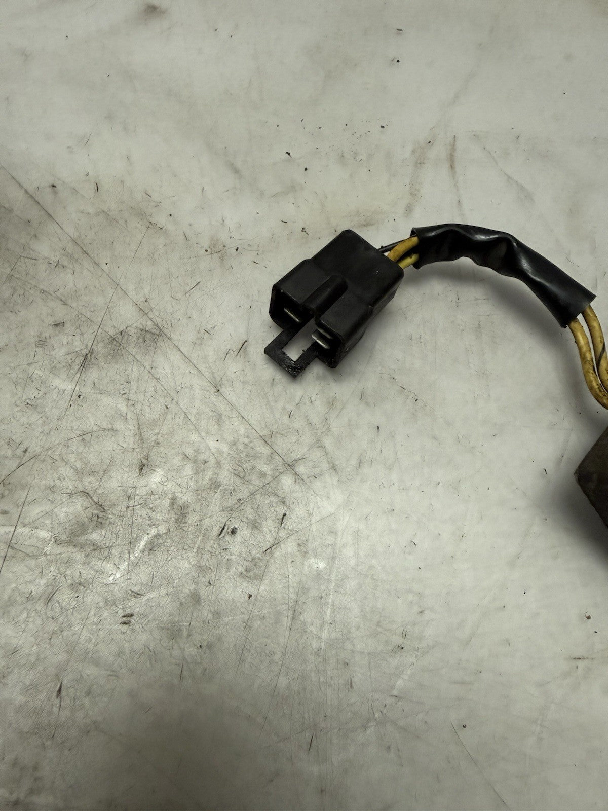 1996-2005 Ski-Doo MXZ 670 Formula 500 OEM Voltage Regulator Rectifier 515163800
