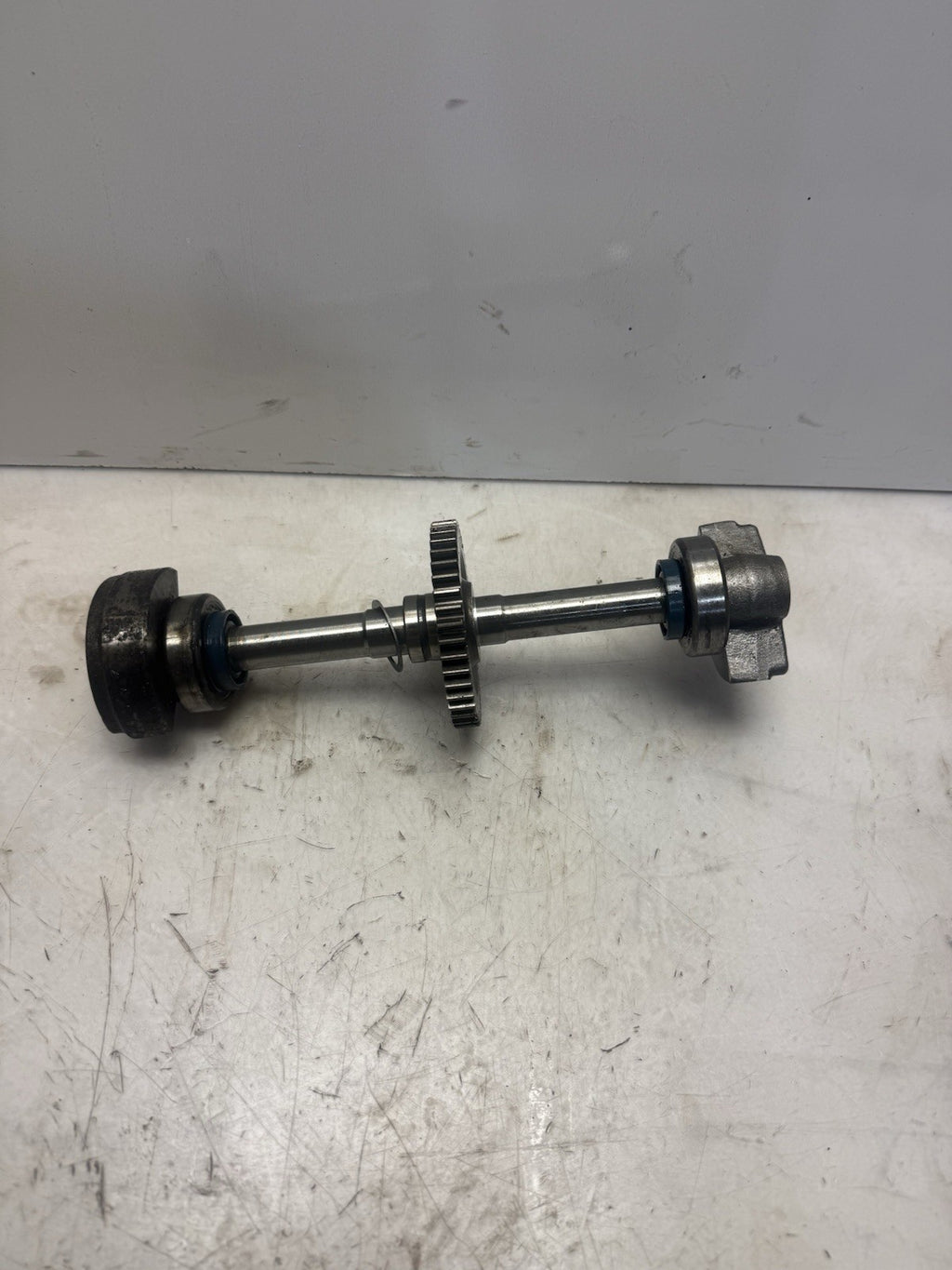 1998-2003 Sea-Doo OEM Counter Balance Shaft Ass'y 290837387 GSX Limited RX XP 
