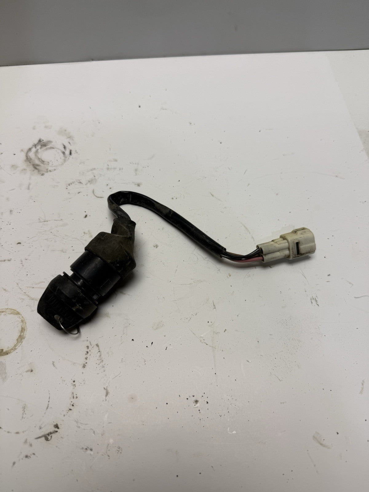 1989 YAMAHA BREEZE 125 OEM IGNITION KEY SWITCH 24W-82579-00-00