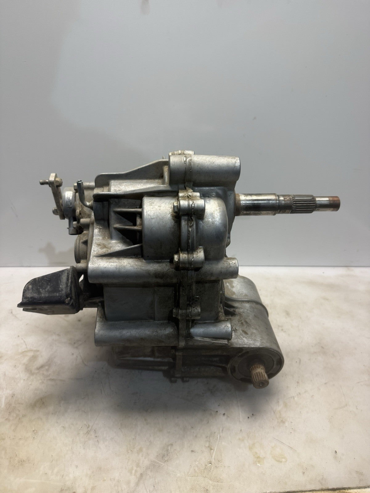 2021-2022 Polaris Ranger XP 1000 OEM Main Gearcase Transmission Rear End