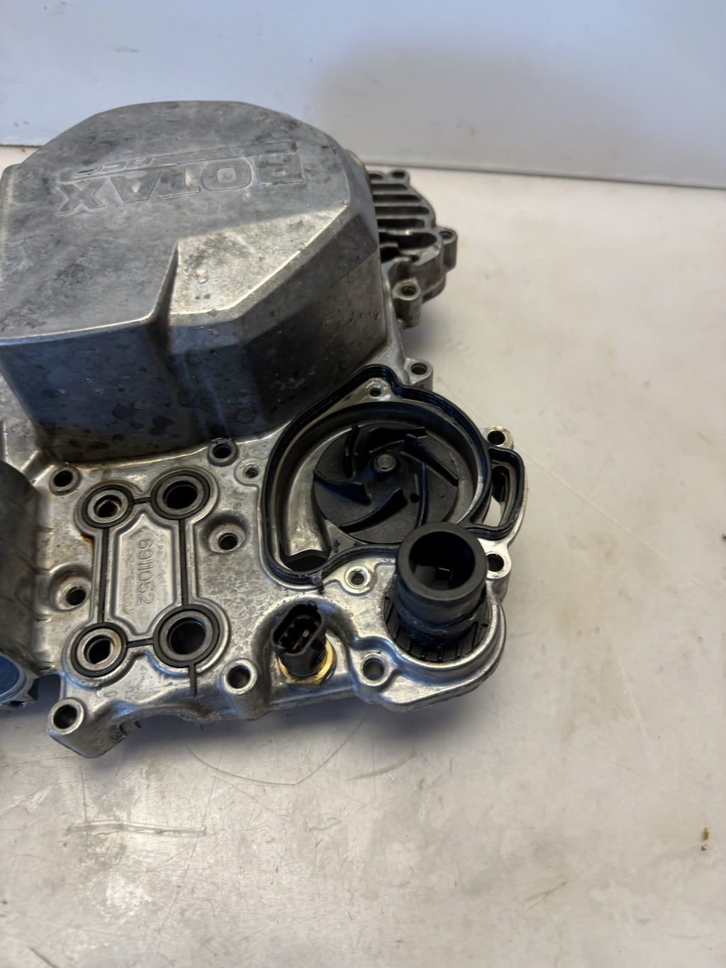 2014-2026 Sea-Doo SPARK Trixx 900 OEM Stator Magneto Housing Cover 420911052