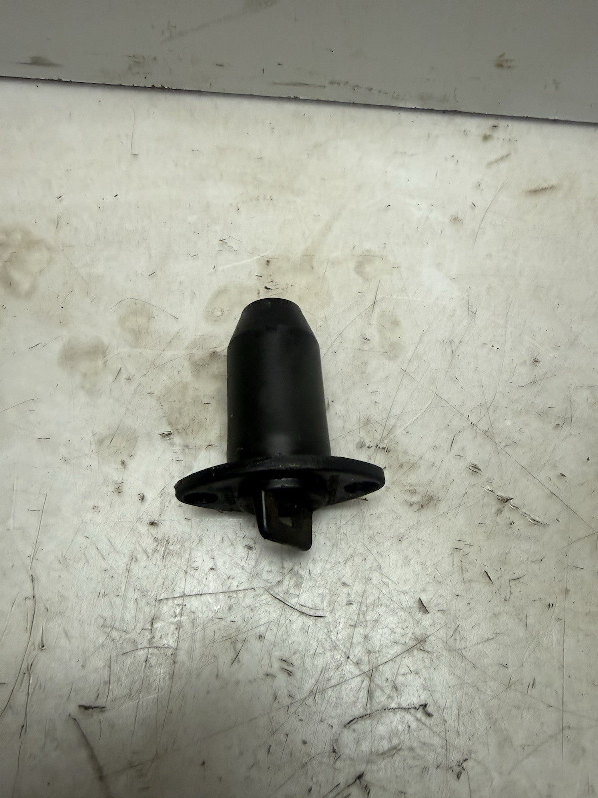 2001-2004 Sea-Doo OEM Rear Body Drain Plug Ass'y 292000685 GTX GTI RX XP