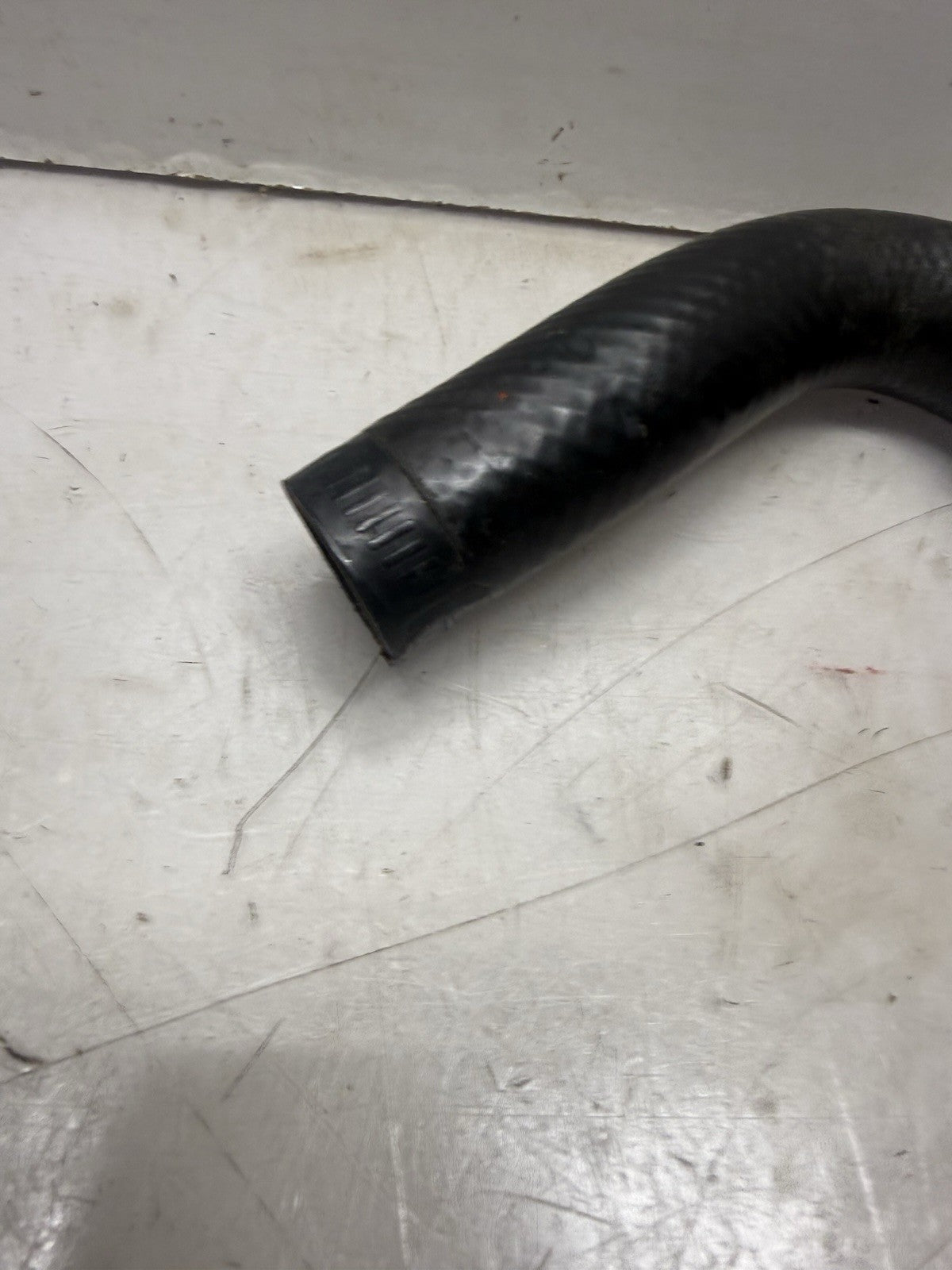 1984-2006 YAMAHA BANSHEE 350 OEM CASE TO CYLINDER HEAD COOLANT HOSE PIPE 1