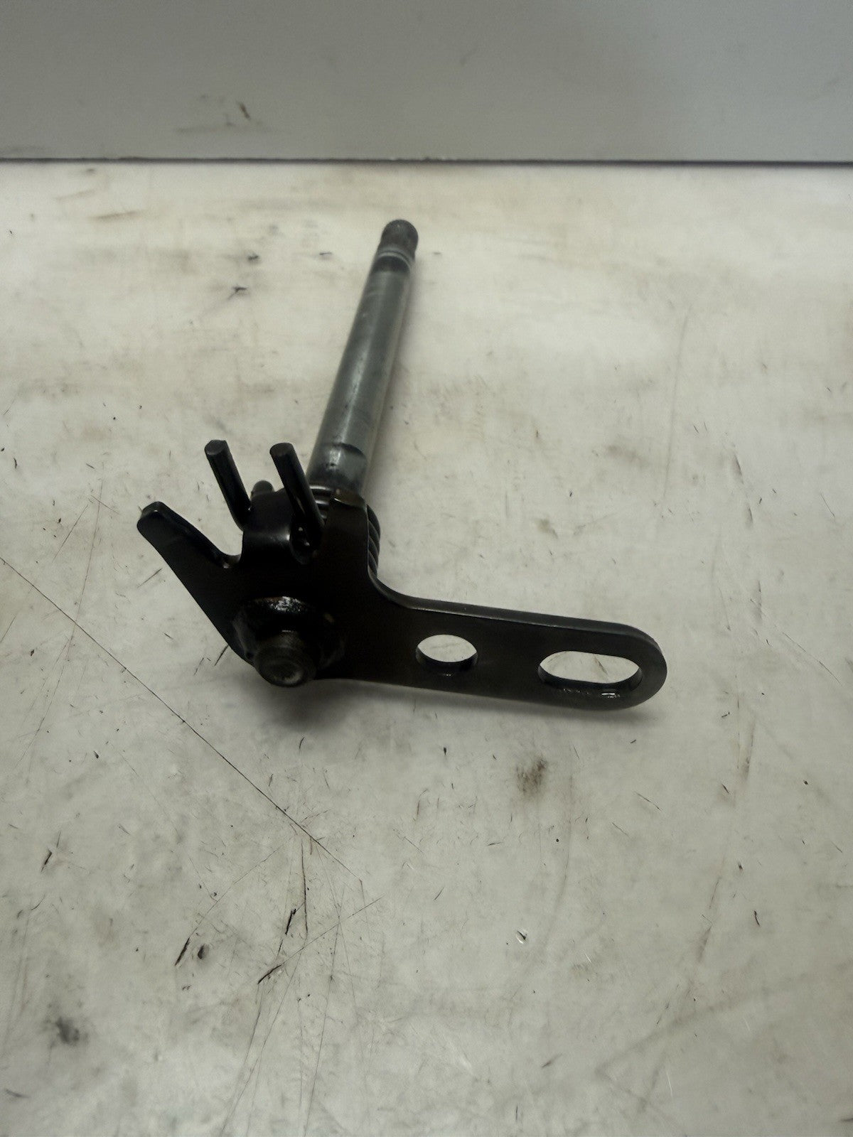 2004-2005 Yamaha YFZ450 OEM Shift Shaft Spindle 99999-03597-00