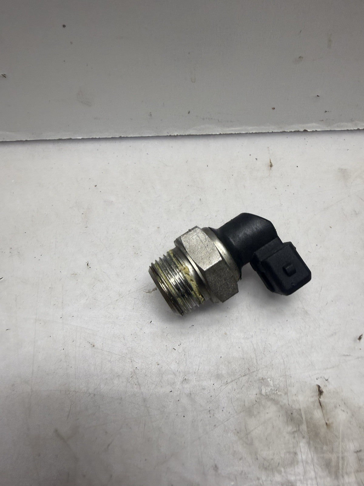 2004-2006 Sea-Doo RXP 215 OEM Oil Tank Pressure Switch 420256885 420256886