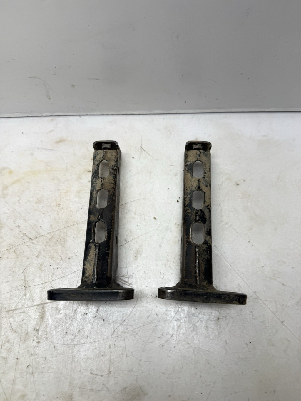 2003-2008 SUZUKI LTZ400 OEM FOOT PEGS LEFT AND RIGHT FOOTREST SET