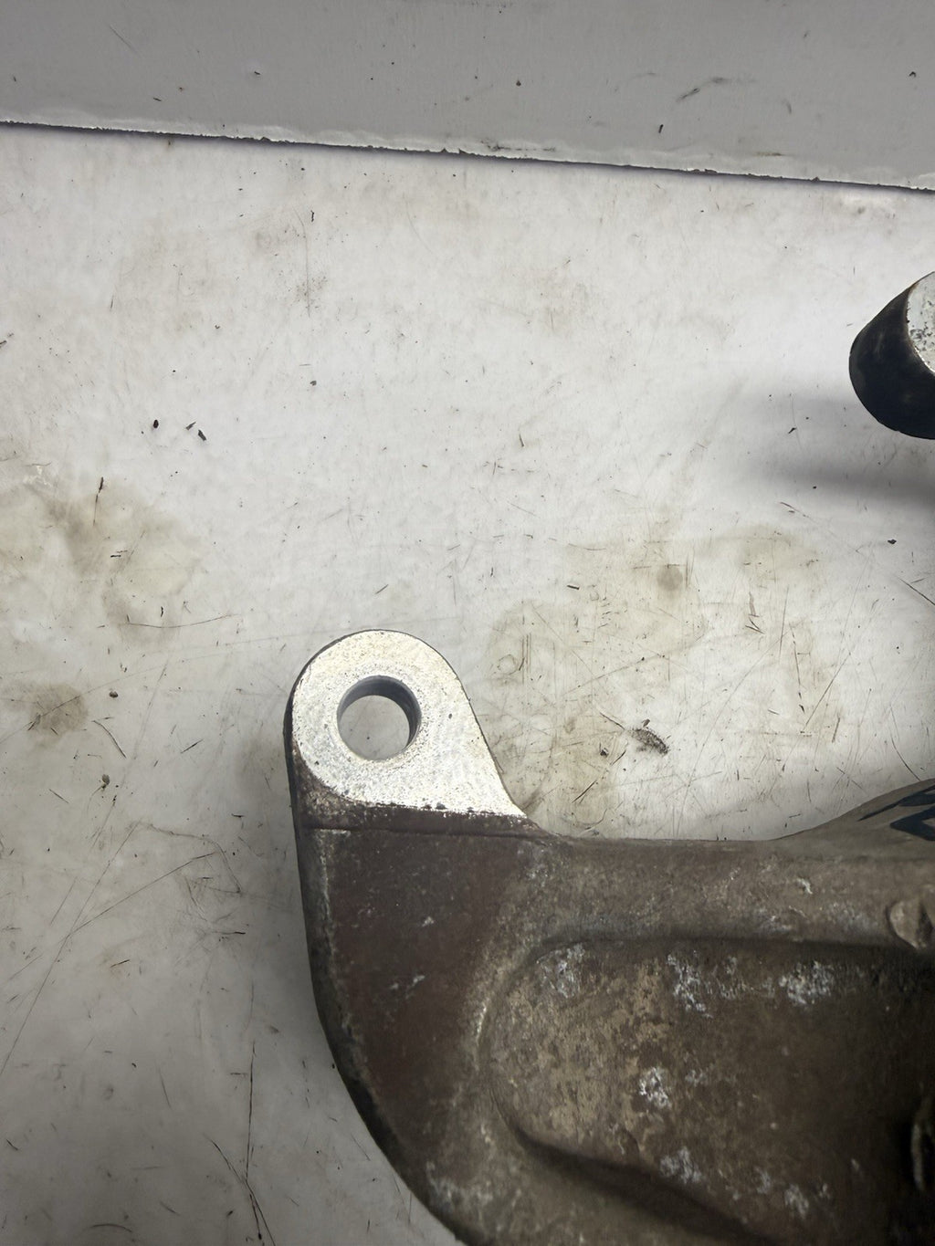 2009-2026 Polaris Sportsman 850 OEM Left Front Steering Knuckle 1822945