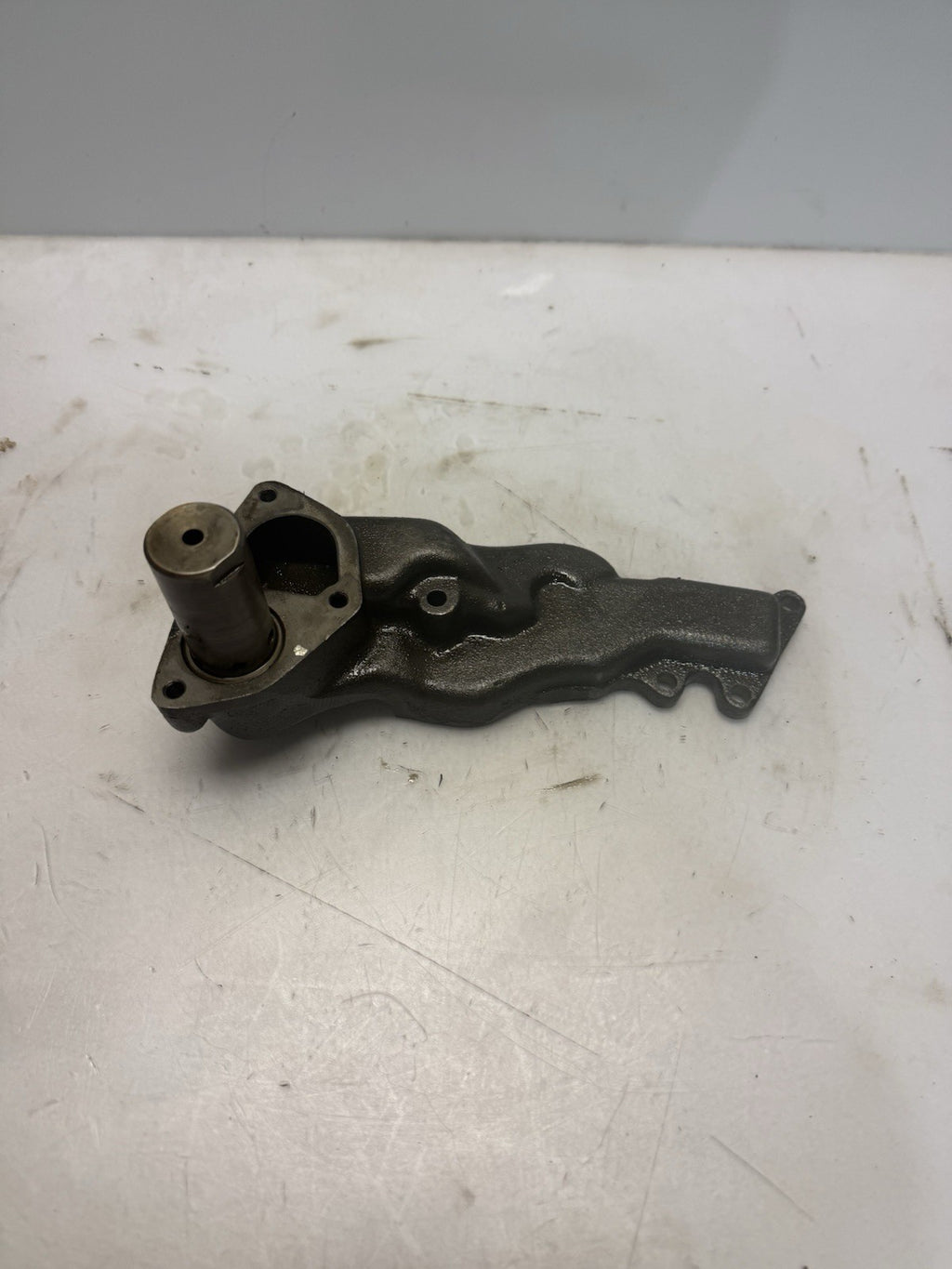 Caterpillar CAT 3208 OEM Engine Motor Oil Pump Cover Assembly 9N249
