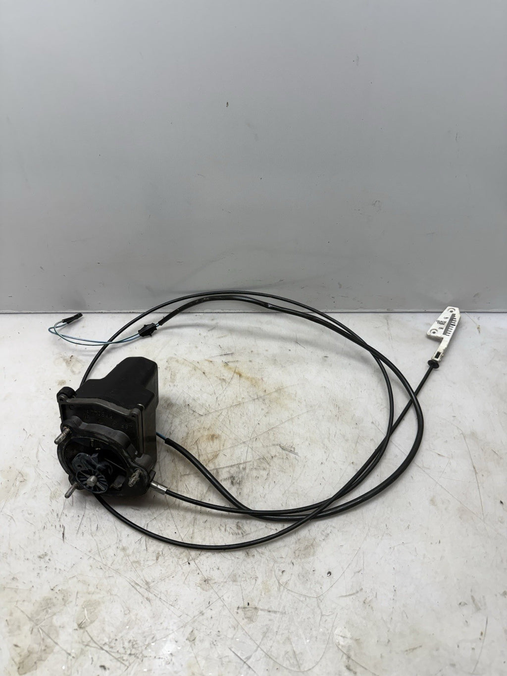 GOOD OEM POLARIS 1993-1995 SL 750 & 1996-2001 SL 700 780 900 SLH TRIM MOTOR ASSY