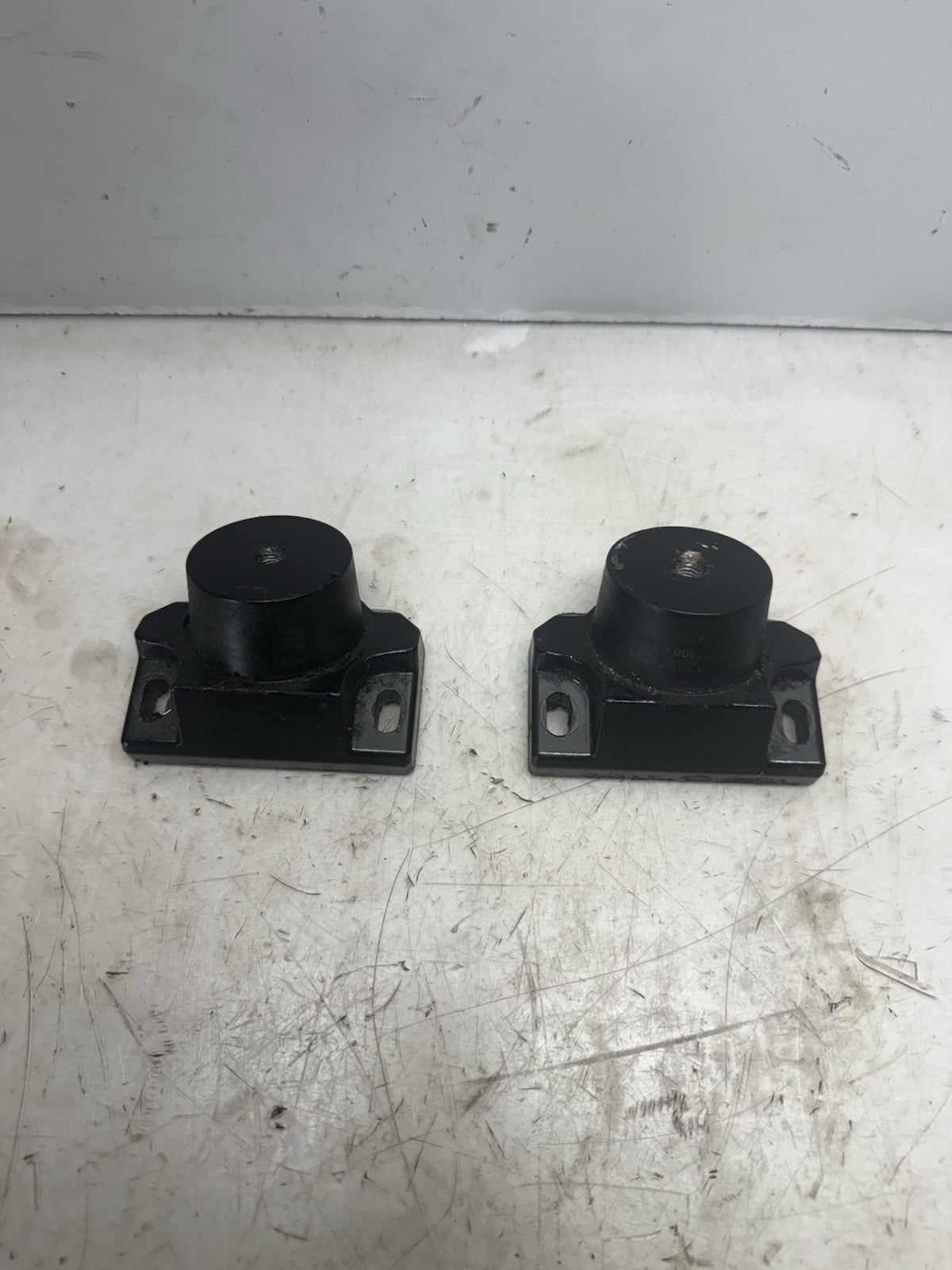 1997 Sea-Doo GSX 787/800 OEM Engine Motor Mounts Set 270000222 270000220