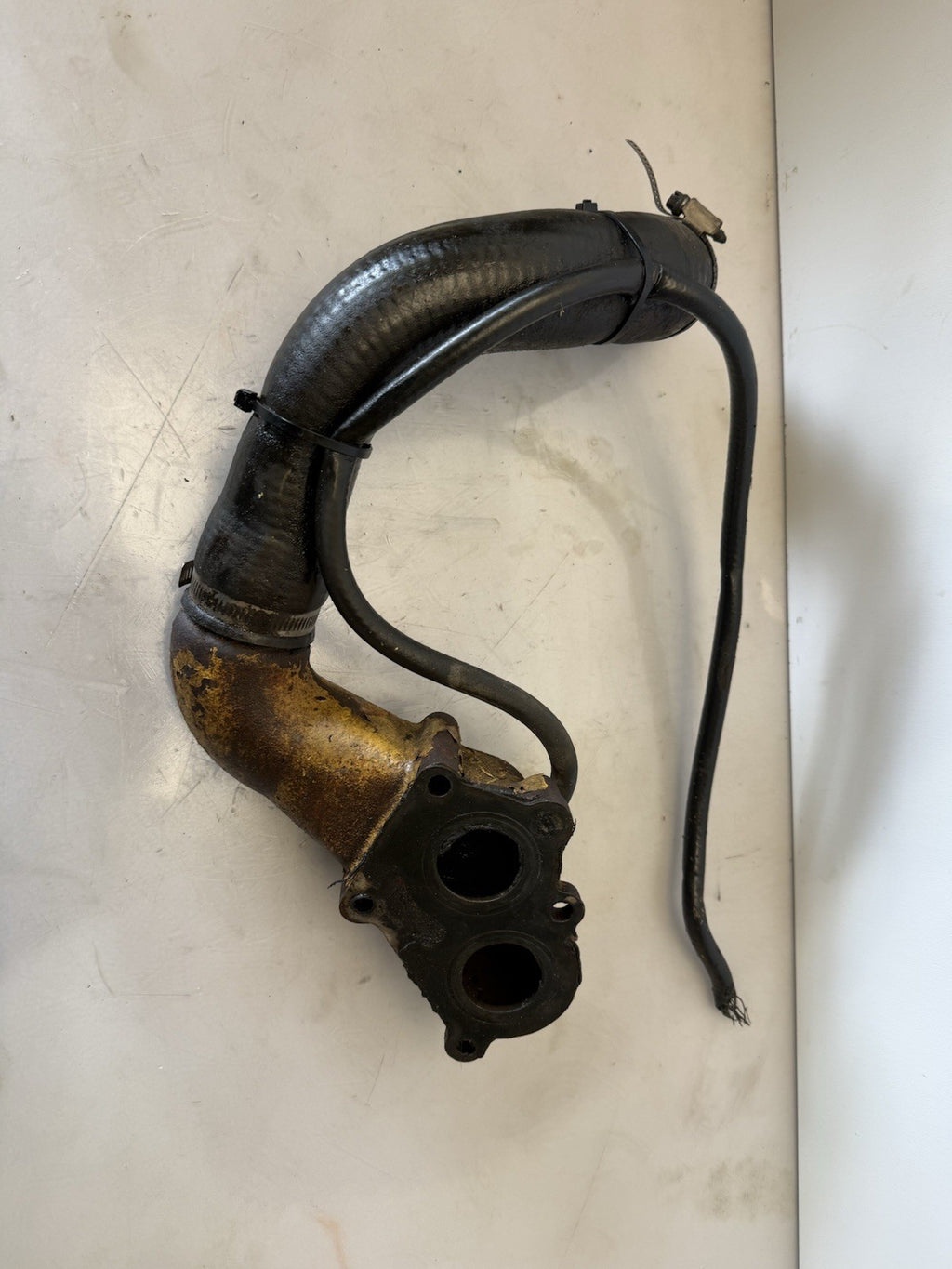 Cat 3208 Coolant Pipe ML5E28