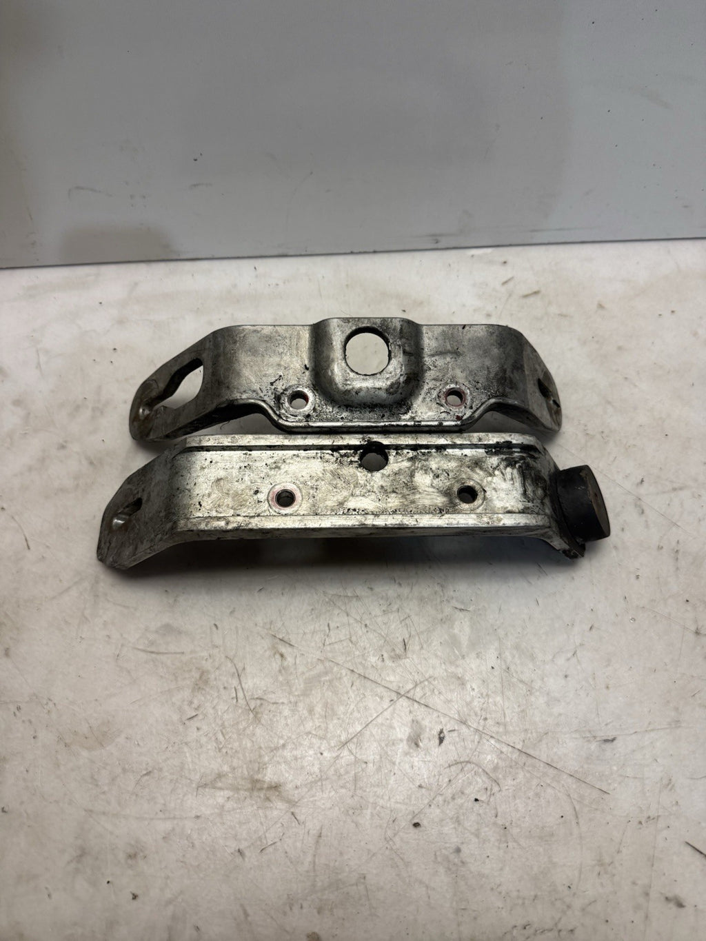 2007-2017 Polaris Dragon 700 OEM Left & Right Engine Motor Mount Strap Brace