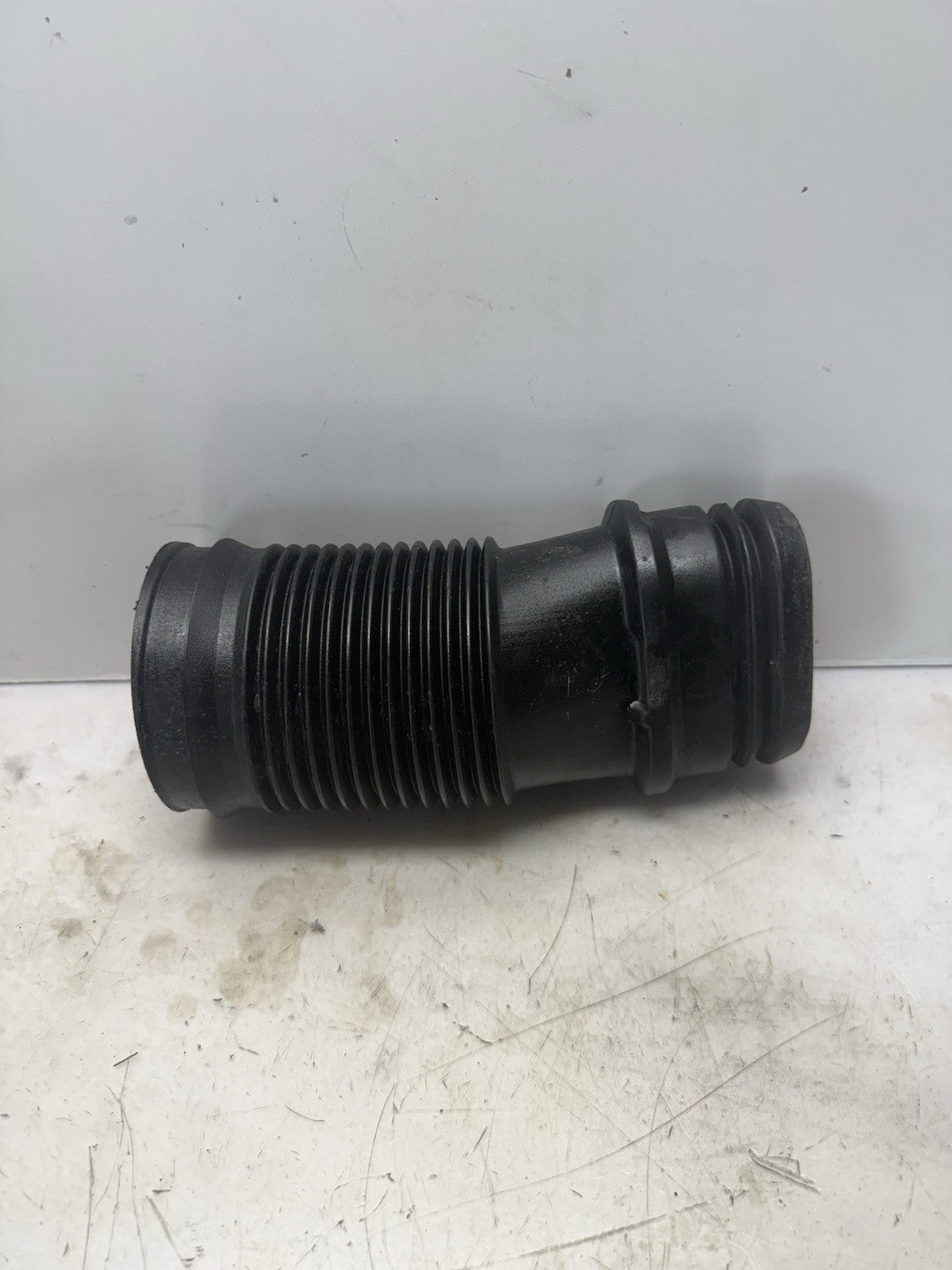 2002-2007 SEA-DOO GTX DI AIR INTAKE INLET DUCT TUBE 291001746