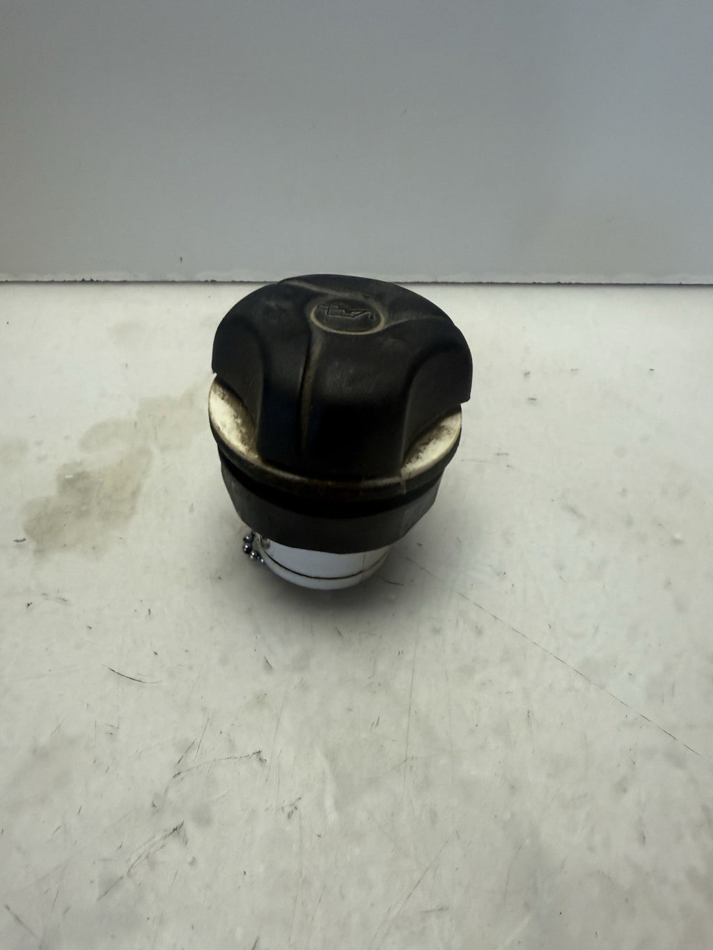 1998-2001 GTI GTX GTS Sea-Doo OEM Oil Tank Filler Cap w/ Filler Neck