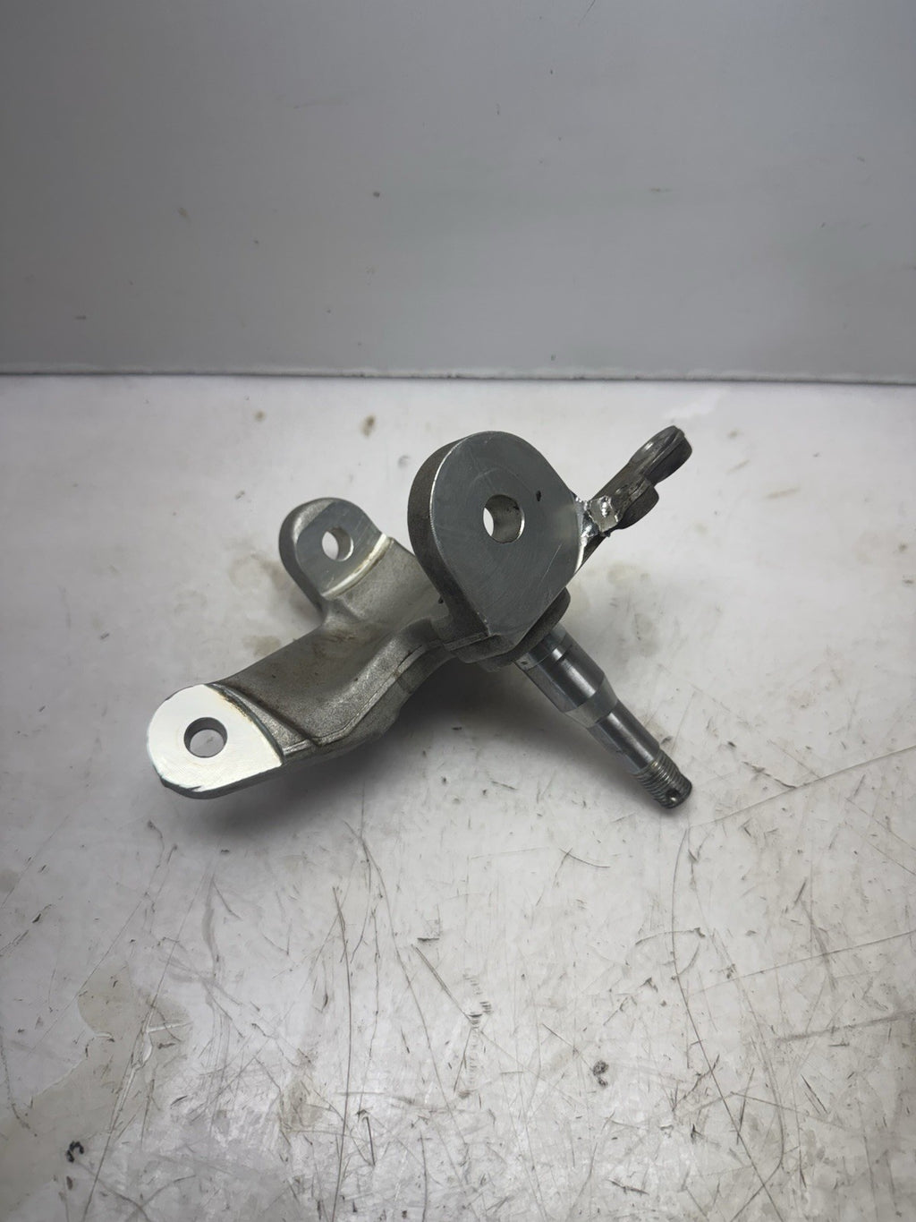 2003-2007 Suzuki Quadsport Z400 LTZ400 OEM FRONT LEFT STEERING KNUCKLE