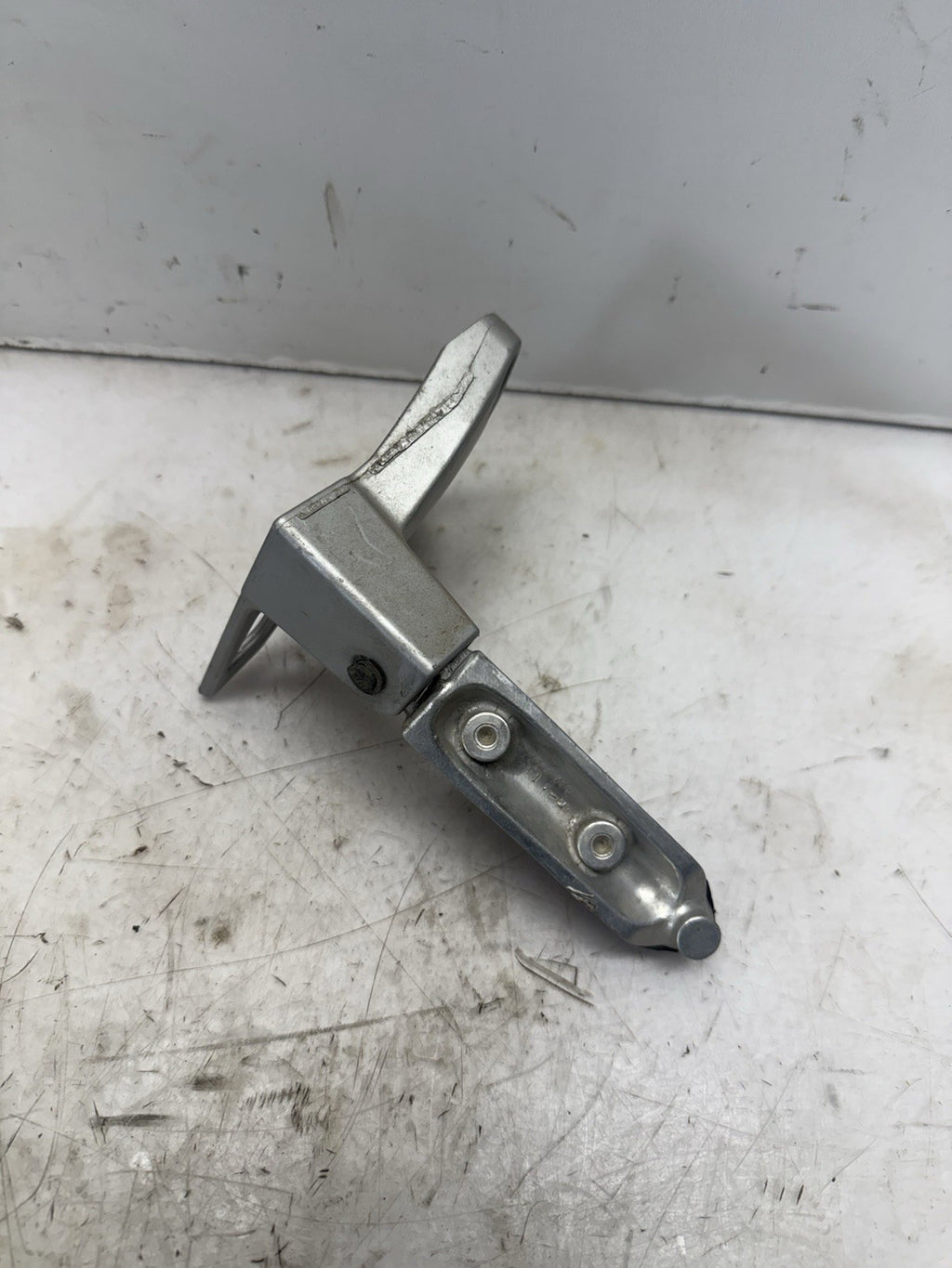 1988-2006 Suzuki GSXF 600 OEM Katana Foot Pegs Rests Left Right Set