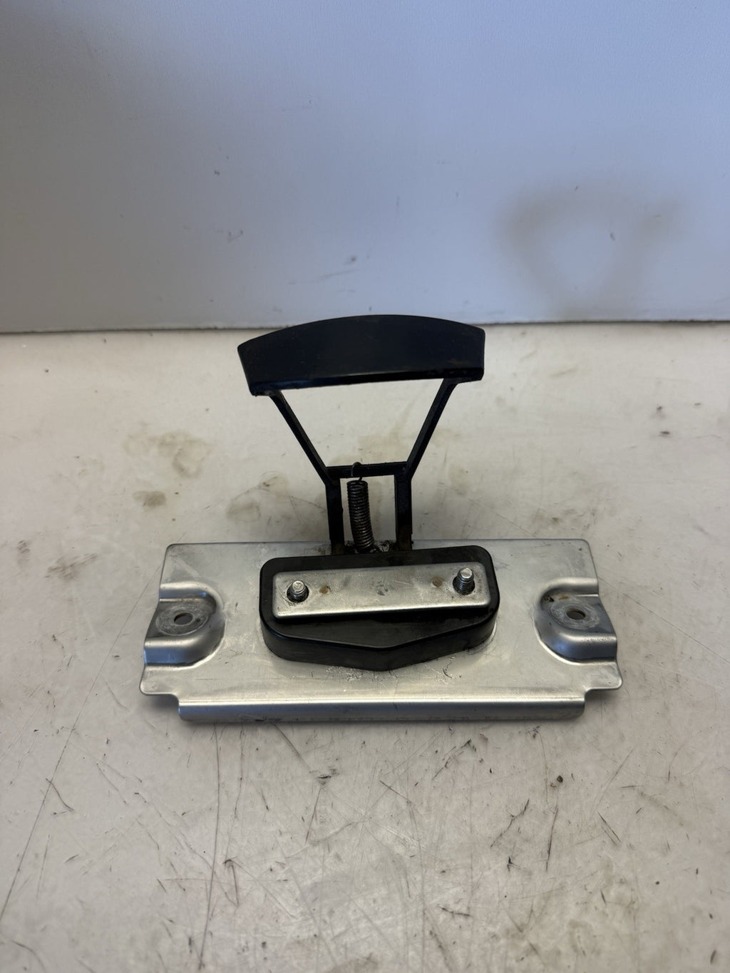 1995 POLARIS SLT 750 OEM HOOD LATCH LOCK ASS’Y 5431510 5240617