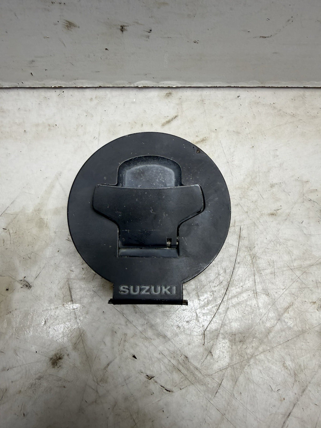 2001 Suzuki GSX600F Ignition Gas Tank Seat Lock Set. *BROKE KEY*