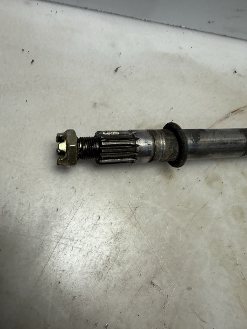 1995-1997 SKI-DOO SUMMIT FORMULA OEM COUNTER SHAFT SECONDARY JACKSHAFT 504098400