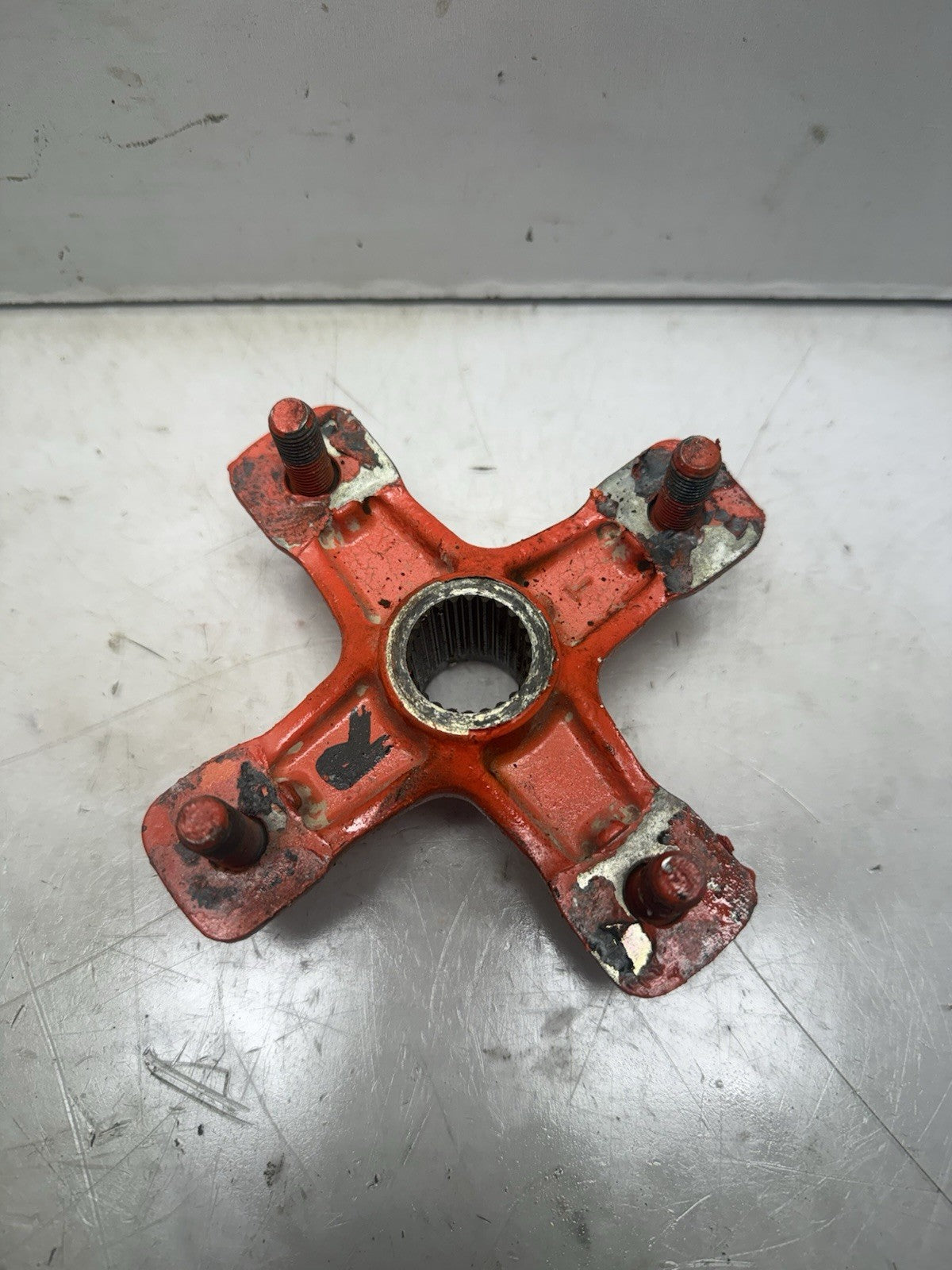 1998 Yamaha Banshee YFZ 350 OEM Left or Right Rear Wheel Collar (SPLINES GOOD)
