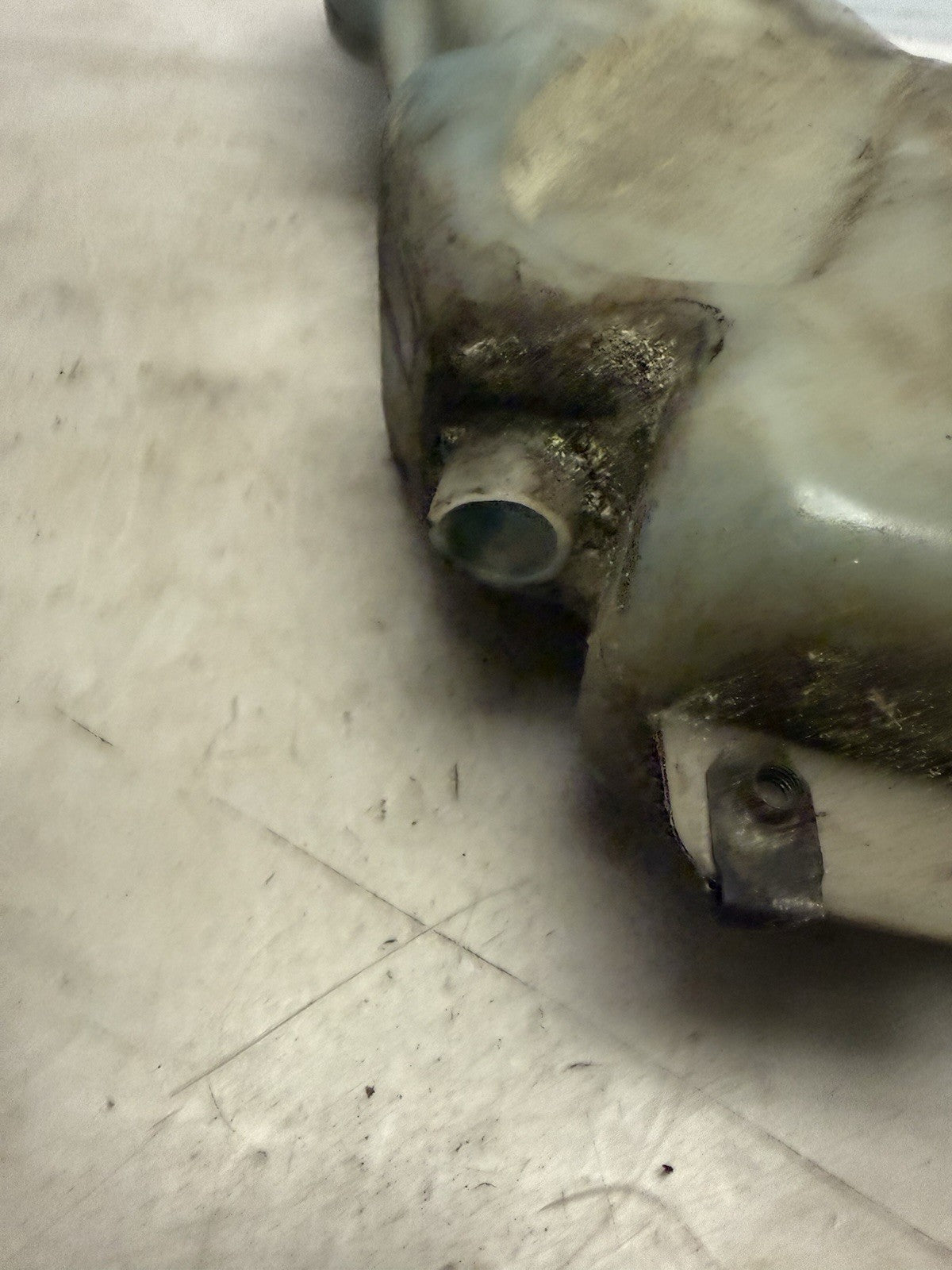 2007-2015 Polaris IQ Shift / RMK / Switchback 600 OEM Oil Tank 2520650