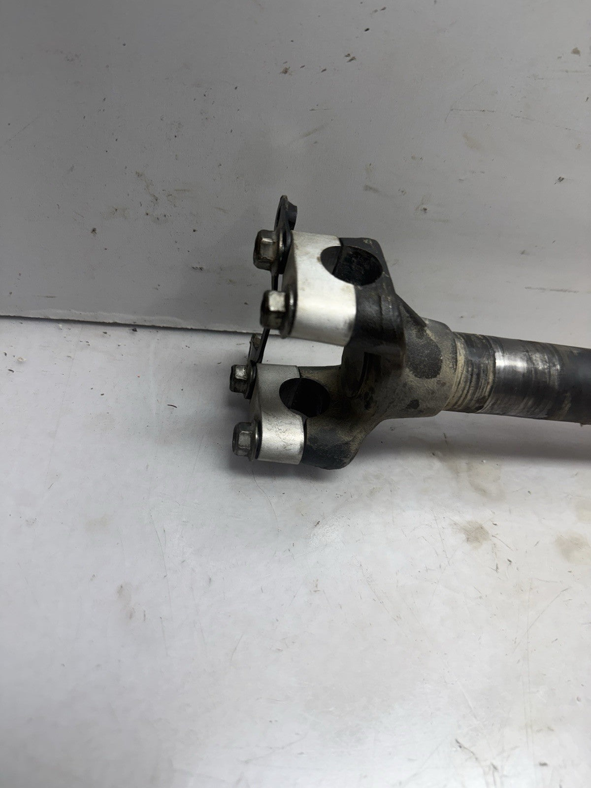 1987-2006 Yamaha Banshee YFZ 350 OEM Steering Column Stem 3GG-23813-20-00