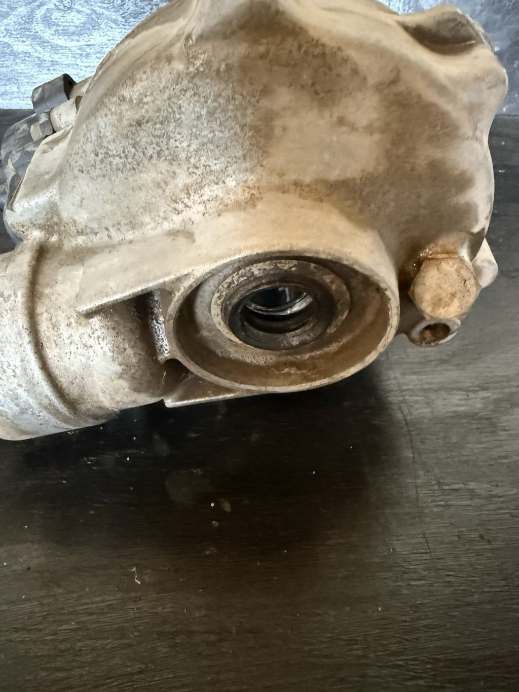 2005 Yamaha Kodiak 450 OEM Front End Differential Gear Case w/ Actuator