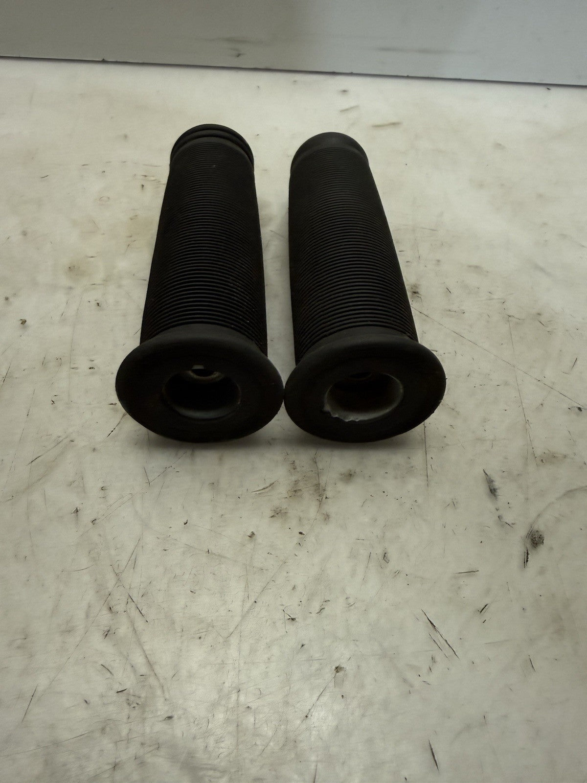 1999-2005 Sea-Doo OEM Handlebar Hand Grips 295500691 GTX GTI GSX 3D RX XP