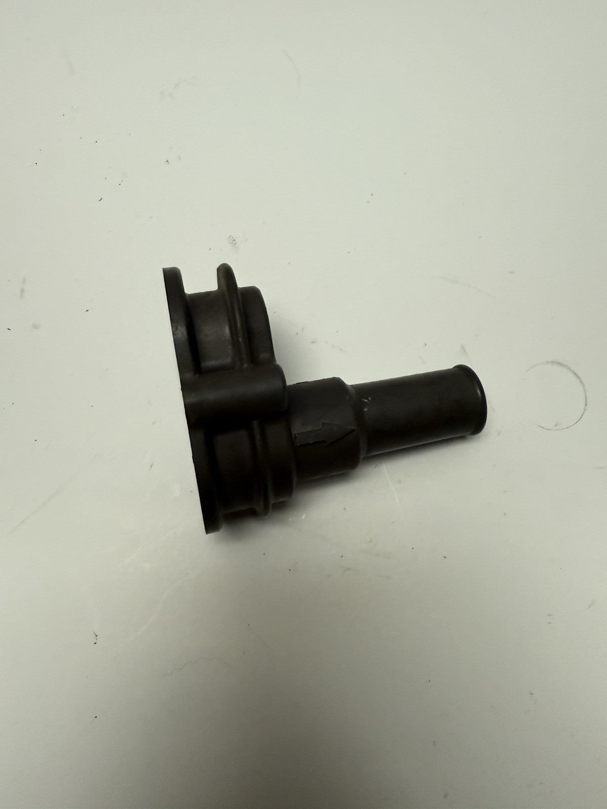 1998-2000 POLARIS GENESIS OEM THERMOSTAT COVER w/ POPOFF VALVE & SPRING