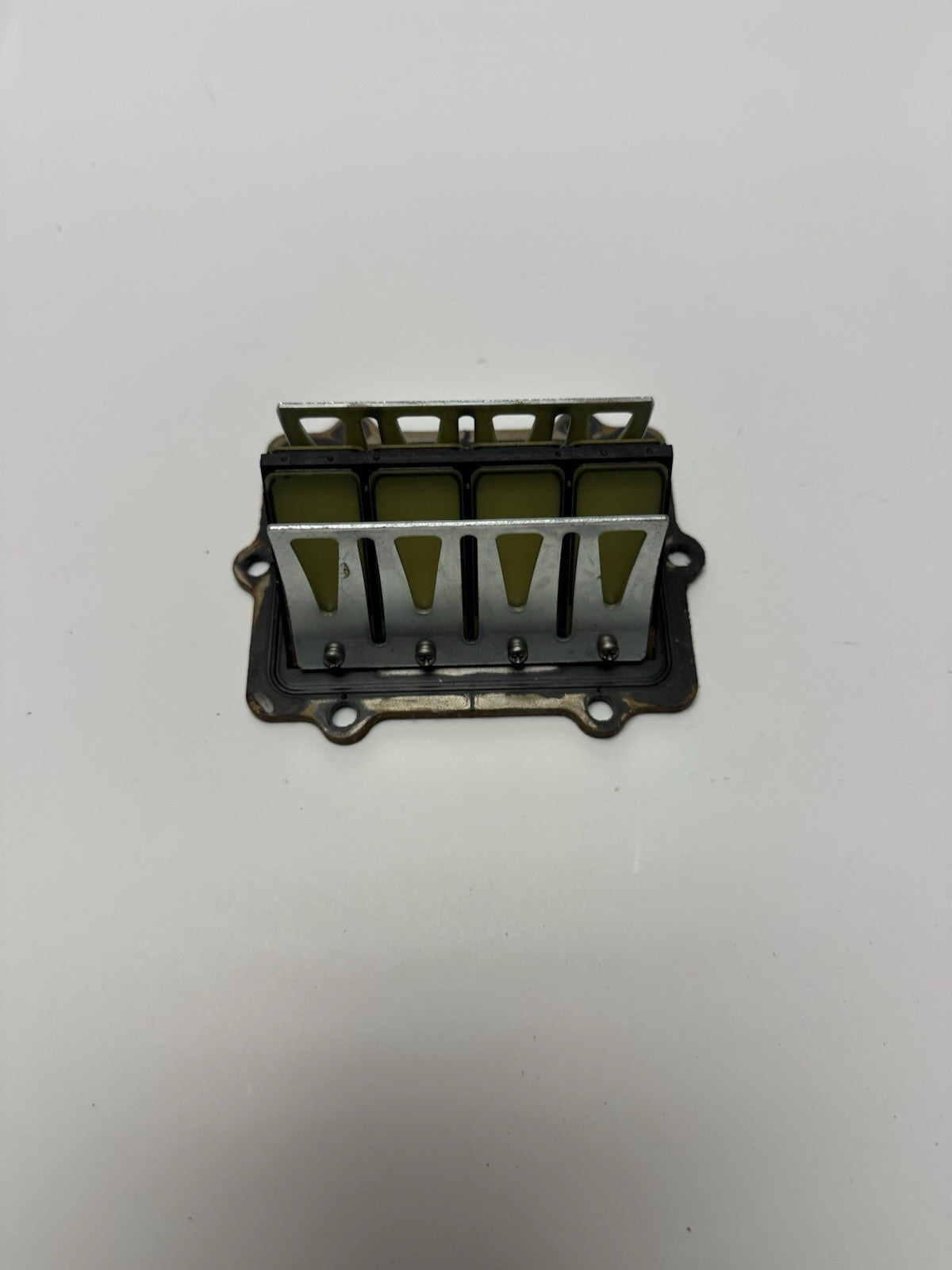 1996-2004 Polaris SLTX SL 900 Genesis 1200 OEM Reed Block Assembly 1201595