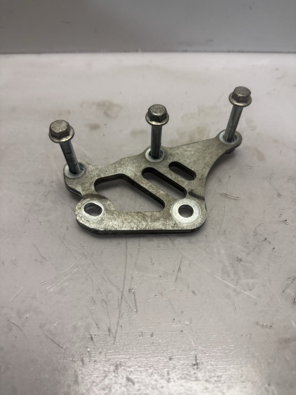 2014-2018 POLARIS SPORTSMAN ACE 325 570 EFI REAR TRANSMISSION MOUNT BRACKETS OEM