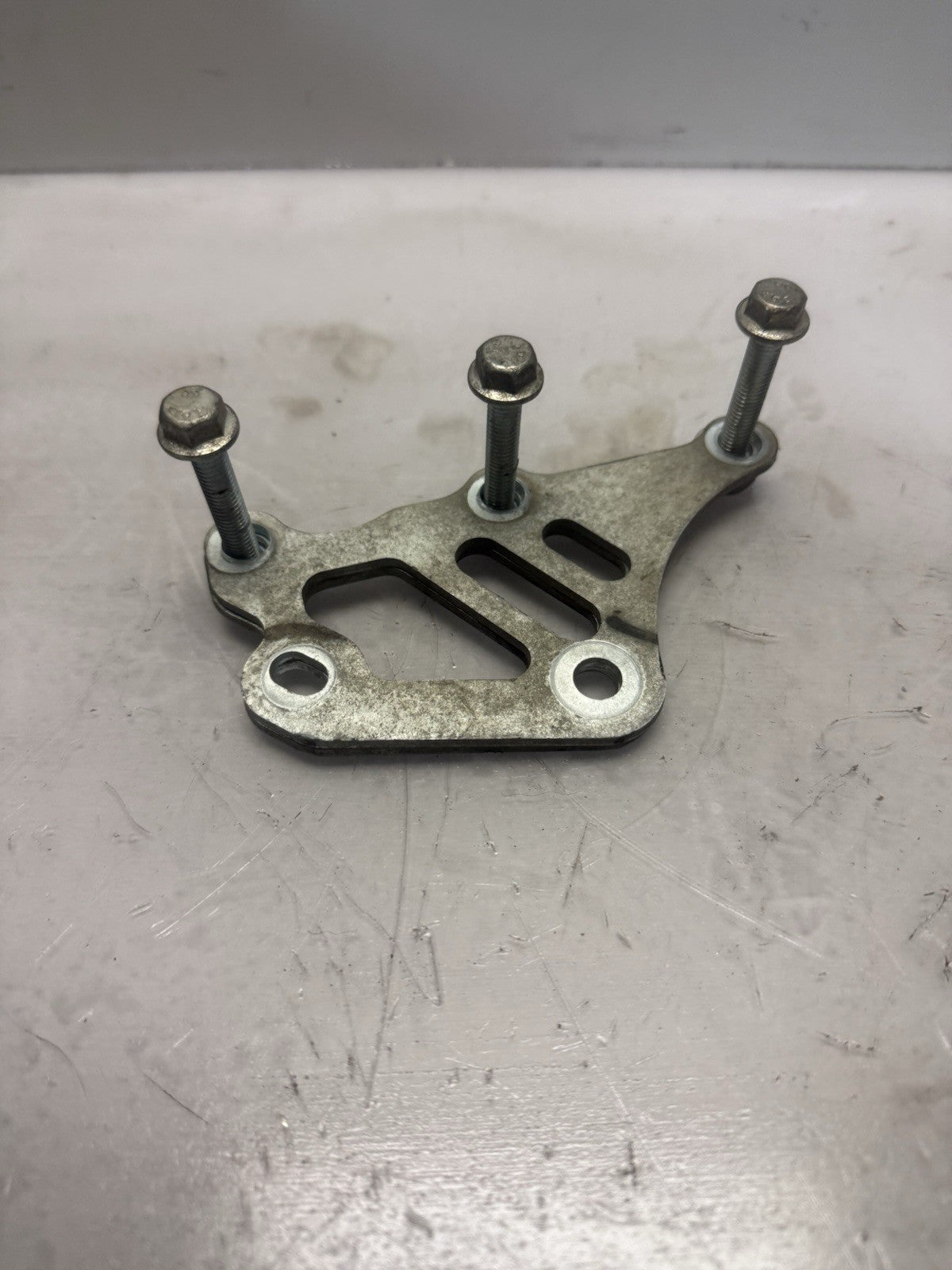 2014-2018 POLARIS SPORTSMAN ACE 325 570 EFI REAR TRANSMISSION MOUNT BRACKETS OEM