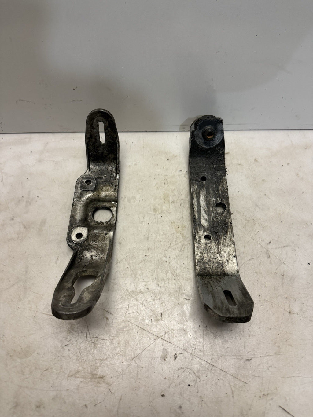 2007-2017 Polaris Dragon 700 OEM Left & Right Engine Motor Mount Strap Brace