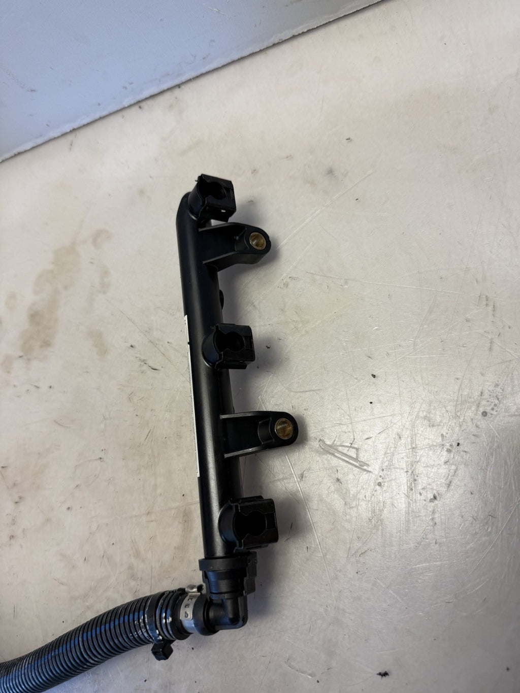 2014 Sea-Doo SPARK 900 OEM Gas Fuel Injector Rail + Hose Line