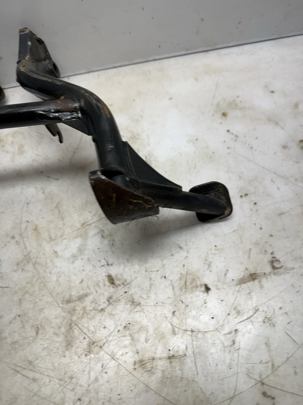 1998-2006 Suzuki Katana GSX600F OEM Center Stand 42100-08F00