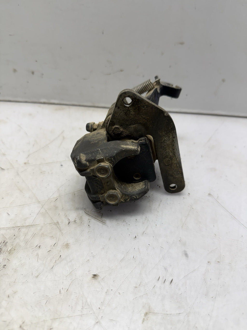 GOOD 1987-2006 Yamaha Banshee YFZ 350 OEM Rear Brake Caliper 1UY-2580W-02-00