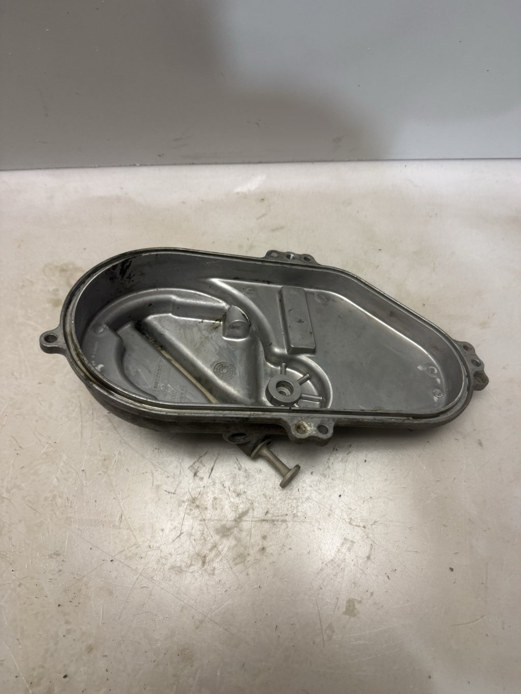 1995 SKIDOO GRAND TOURING 500 OEM TRANSMISSION CHAINCASE DROP CASE COVER
