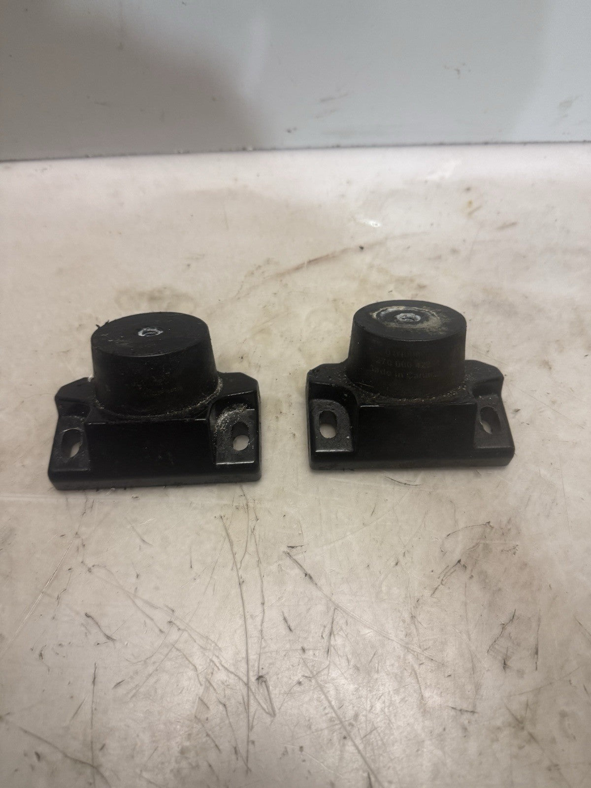 2001 Sea-Doo XP Limited 947/951 OEM Engine Motor Mounts Set