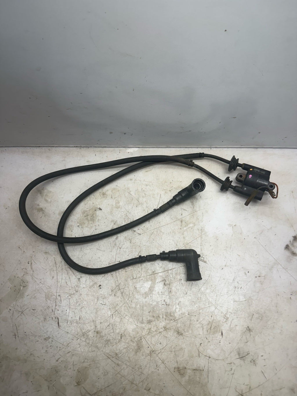 1990-1994 Yamaha WaveRunner OEM Ignition Coil Assy 6R8-85570-11-00