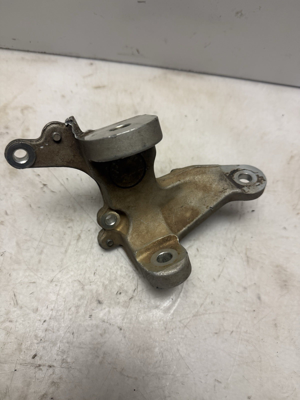 2005 Suzuki LTZ 400 OEM Front Left Spindle Hub 51230-07G20