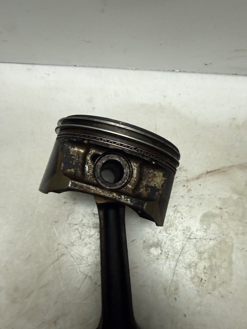 2006-2007 Chevrolet Trailblazer 4.2 OEM 12613195 Engine Piston w/ Connecting Rod