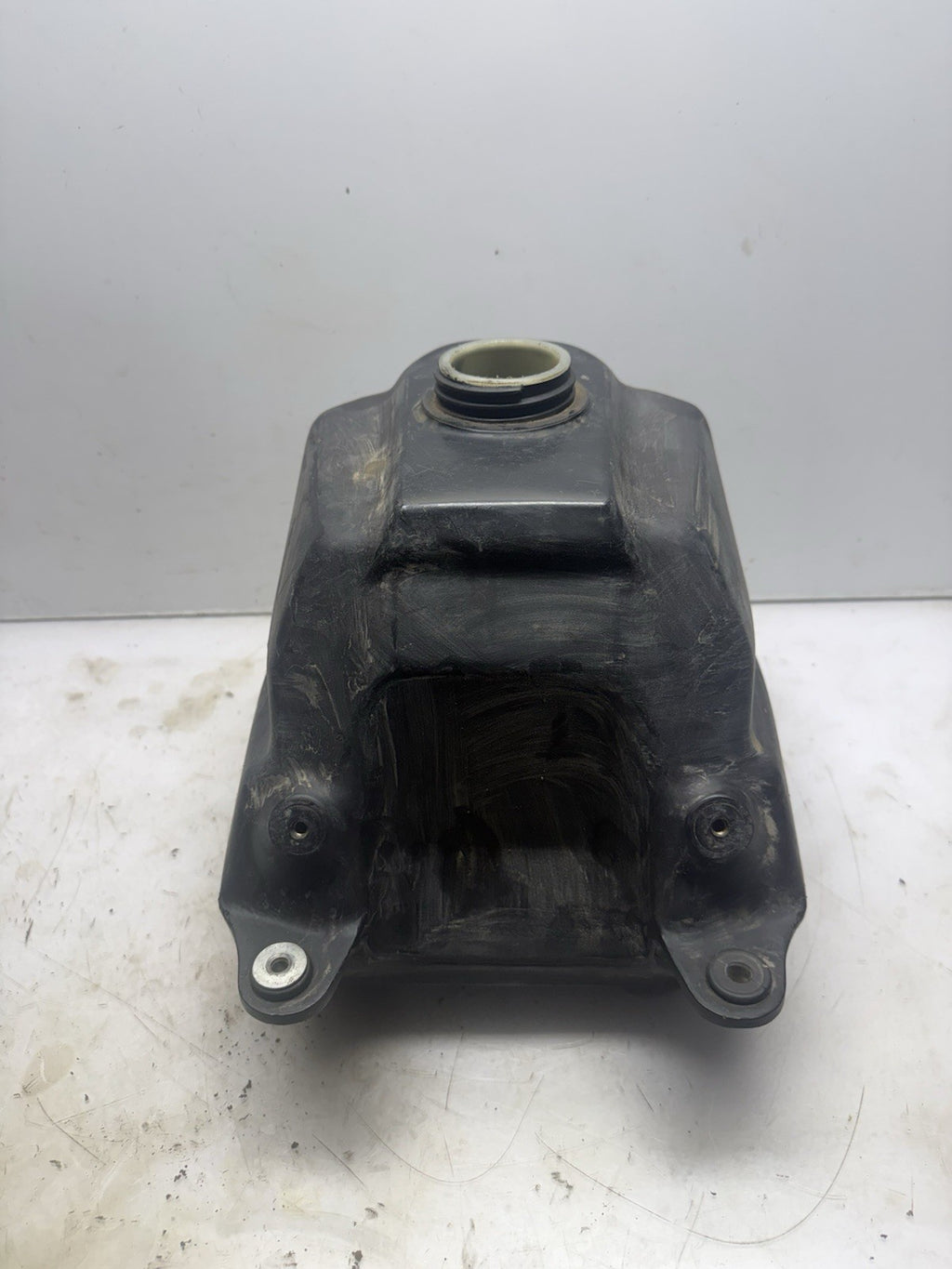 GOOD NO LEAKS 1987-2006 Yamaha Banshee YFZ 350 OEM Gas Fuel Tank 2GU-24110-00-00