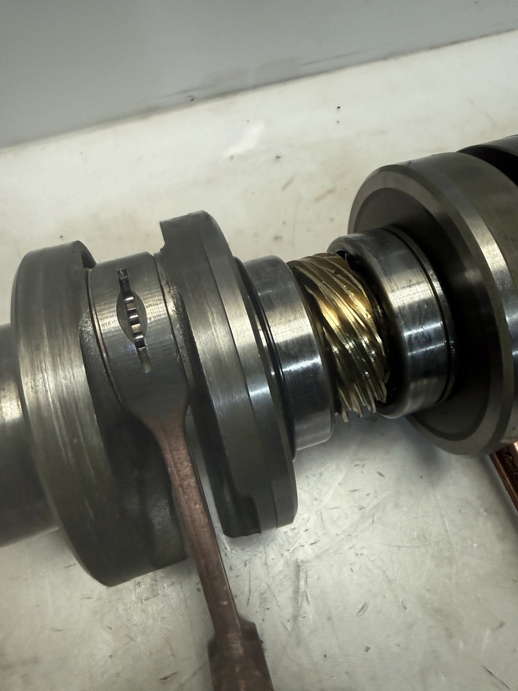 2008-2010 Polaris Switchback Dragon 600/700 OEM Crankshaft Ass’y 2203578