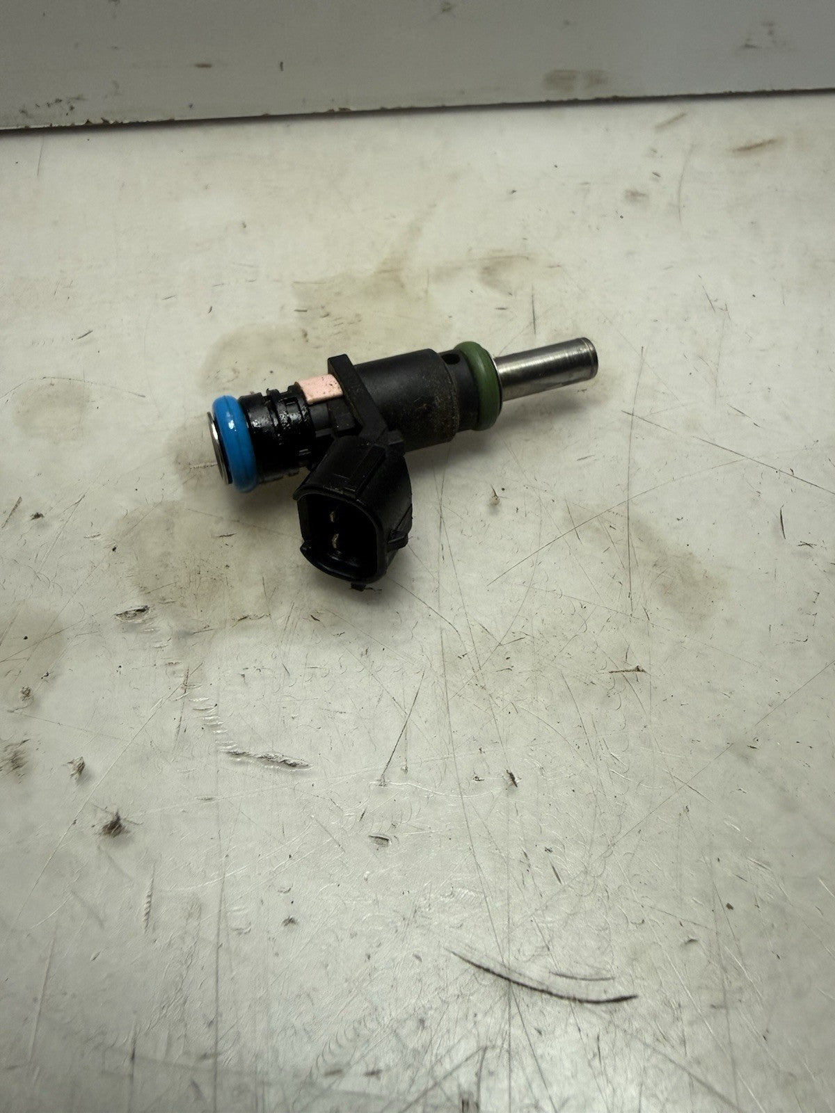 2014-2018 Sea-Doo SPARK Trixx 900 OEM Gas Fuel Injector 420874838 420874847
