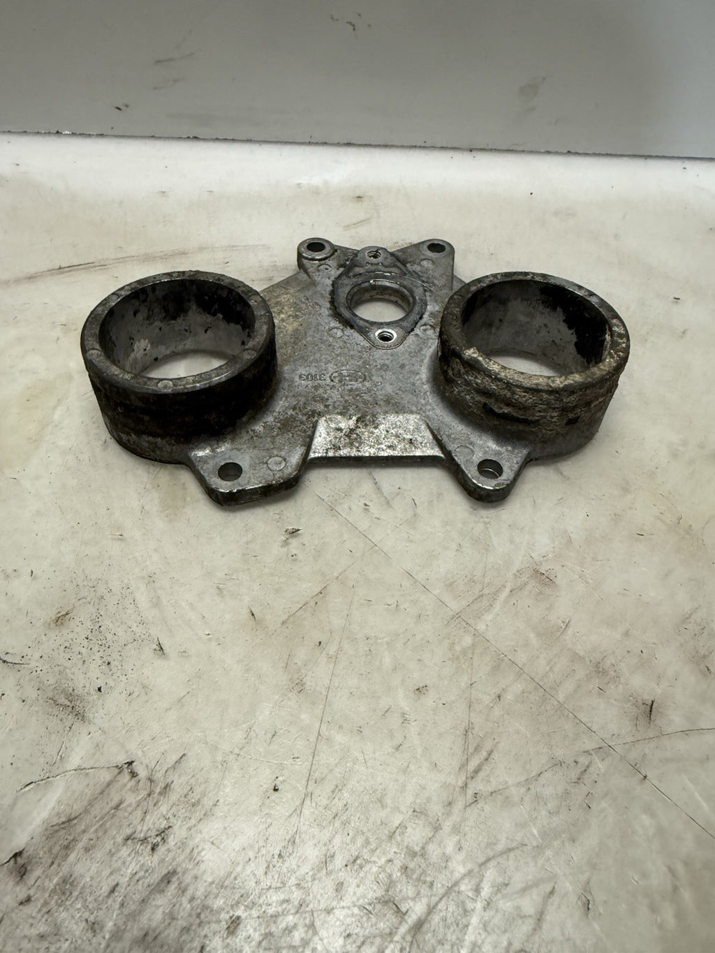 1996-2000 Formula Grand Touring MXZ 500 Ski-Doo OEM Rotary Valve Oil Pump Flange