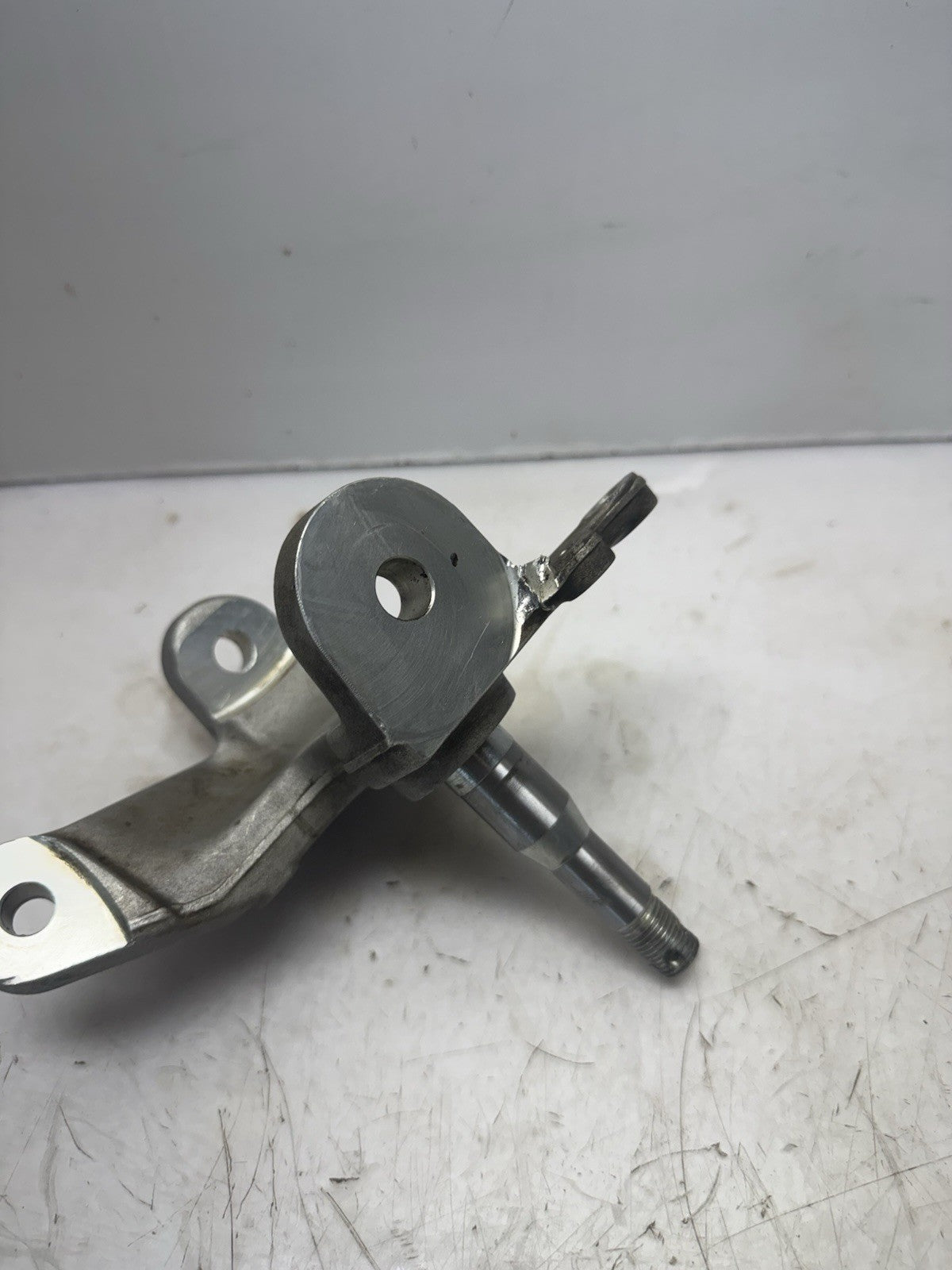2003-2007 Suzuki Quadsport Z400 LTZ400 OEM FRONT LEFT STEERING KNUCKLE
