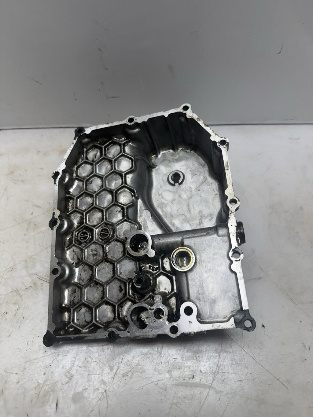 1998-2006 Suzuki Katana GSX750F GSX600F OEM Oil Pan Engine Bottom Cover Case